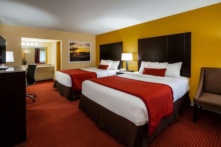 Room 11 of 21