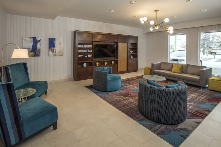 Hotel 4 of 42