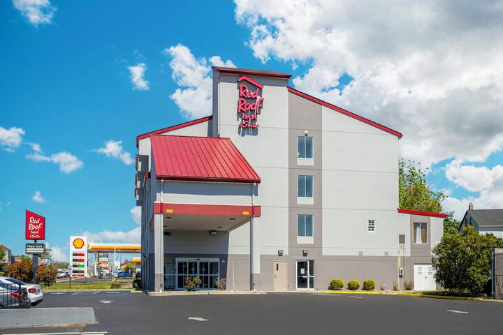 Red Roof Inn & Suites Philadelphia - Bellmawr