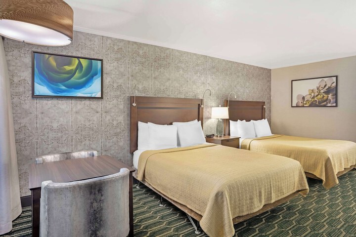 Best Western Plus Black Oak