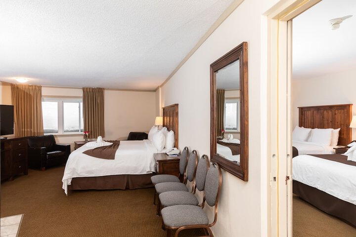Room 42 of 151
