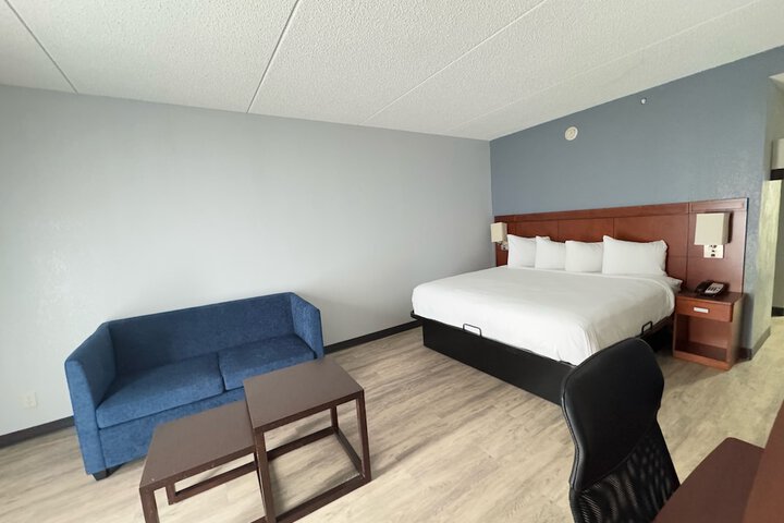 Room 52 of 72