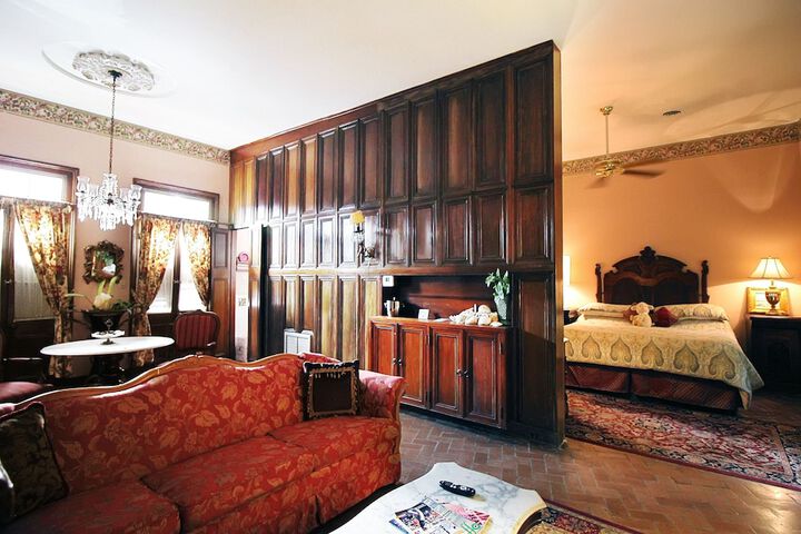 Room 41 of 79