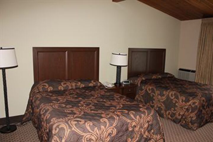 The Monticello Hotel