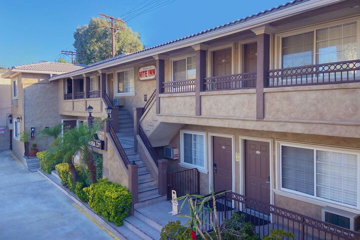 Nite Inn - Walking Distance to Universal Studios Hollywood