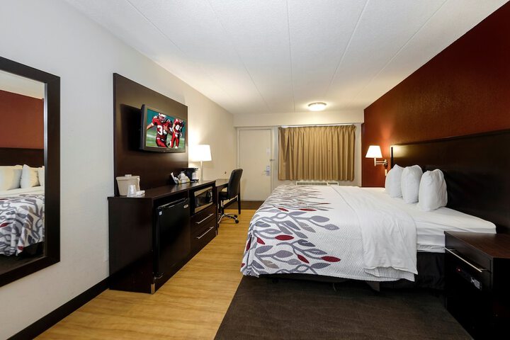 Room 8 of 23