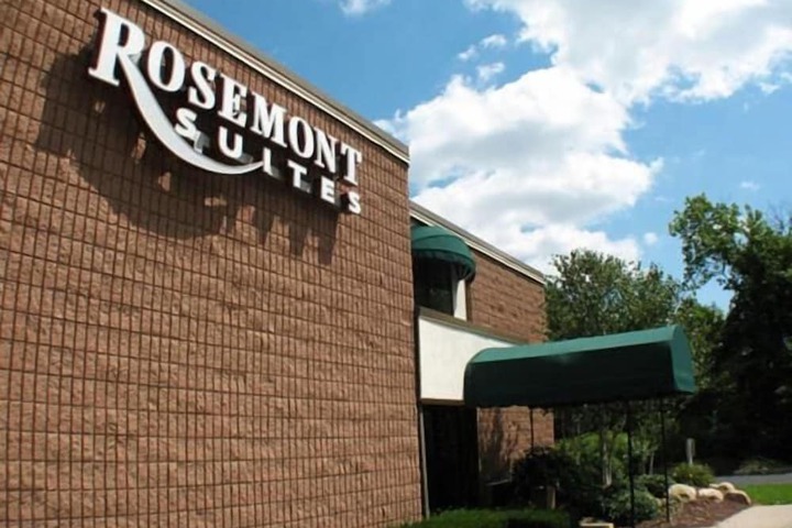 Rosemont Suites