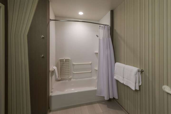 Room 29 of 44