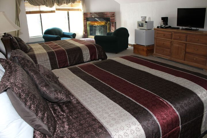 Room 77 of 104