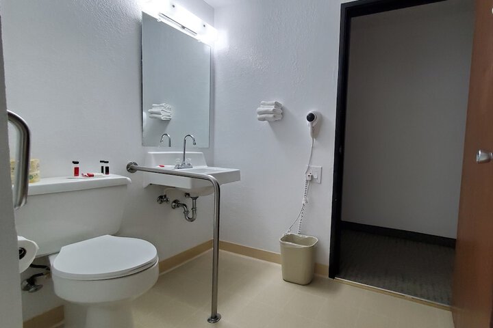 Room 18 of 41