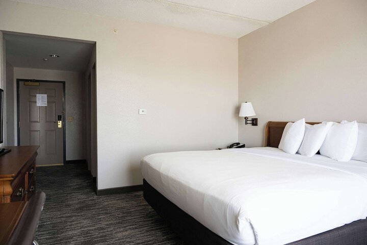 Room 20 of 46