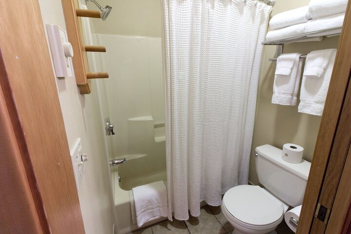 Room 18 of 30