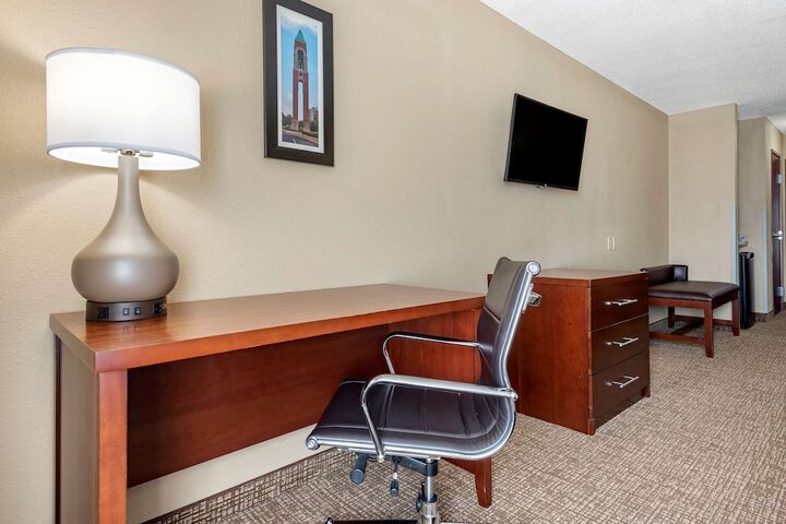 Room 19 of 30