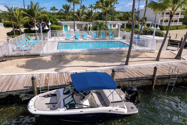 Fisher Inn Resort & Marina