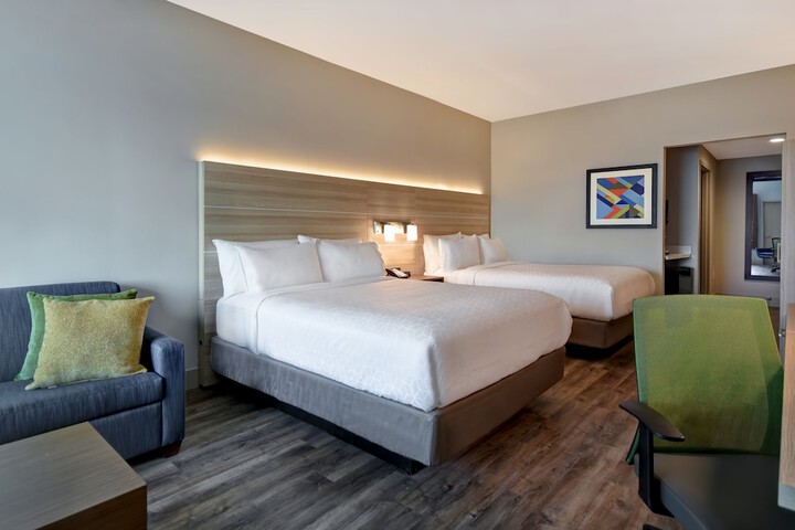 Room 28 of 45