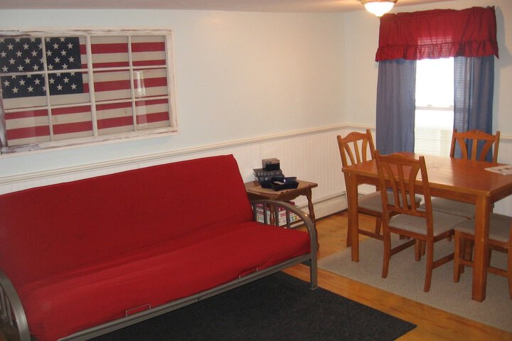 Room 17 of 39
