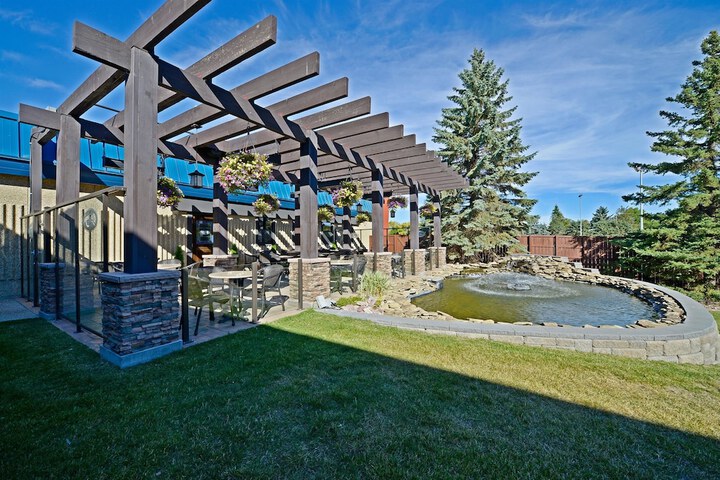 Terrace/Patio 33 of 35