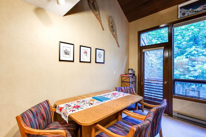 59SW - Fireplace - Dishwasher - Washer / Dryer - Sleeps 6