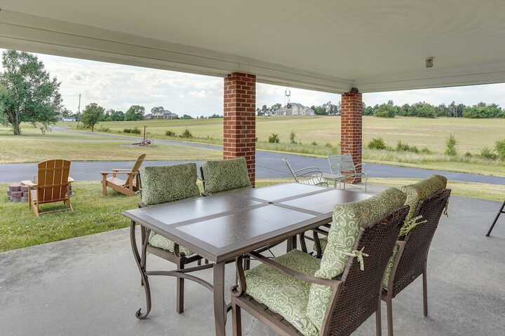 The MD / PA Line Retreat: Scenic Country Getaway!