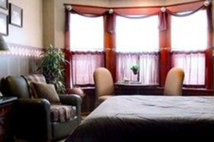 Arbor Hill Inn