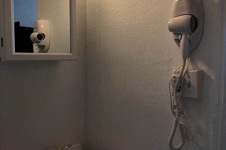 Room 138 of 170