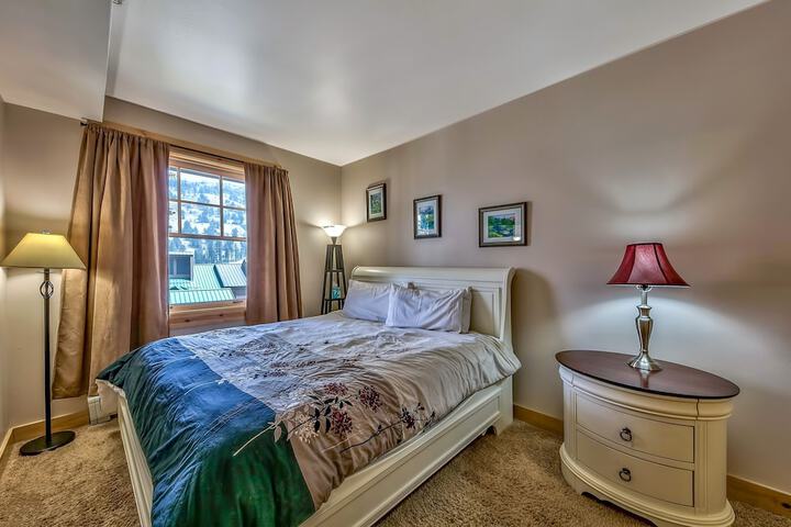 Three Bedroom Mountain at Kirkwood Townhouse by RedAwning