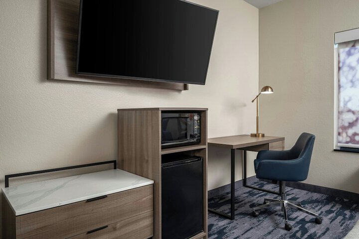Fairfield Inn & Suites by Marriott Dallas Mansfield