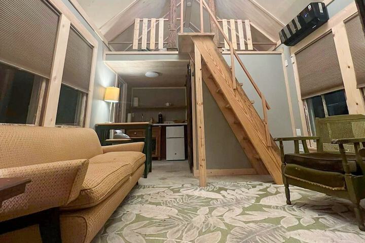Room 19 of 37