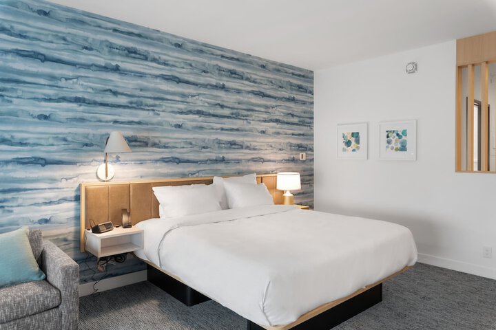 Room 43 of 55