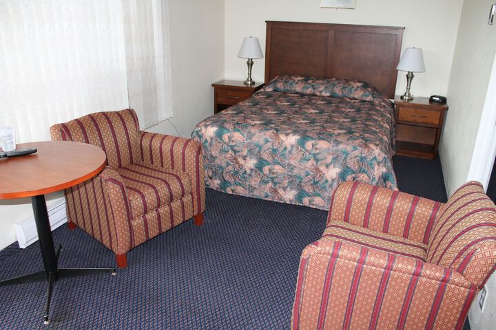 Room 28 of 34