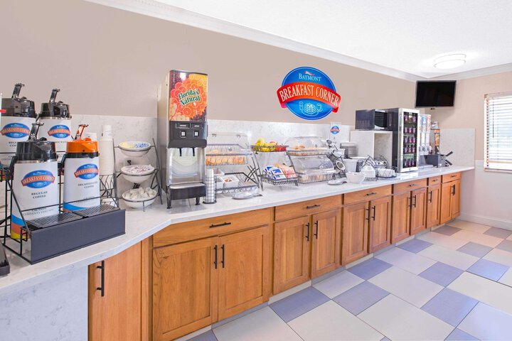 Breakfast/Coffee Service 14 of 16