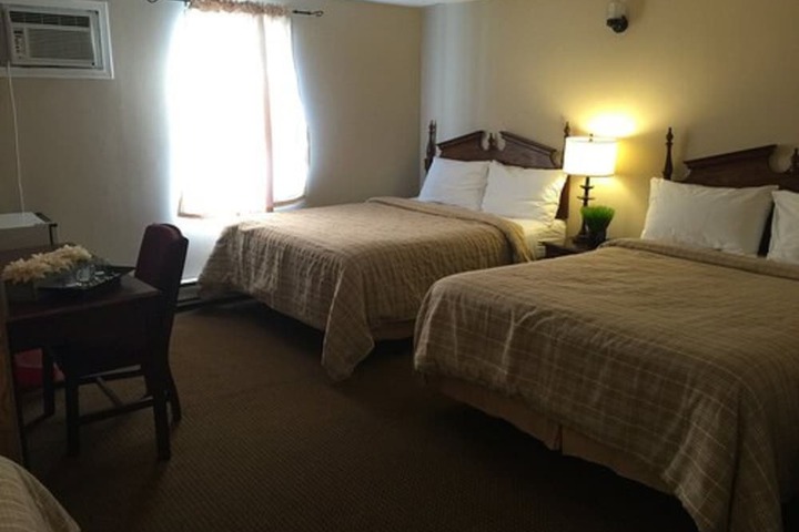 Room 26 of 47