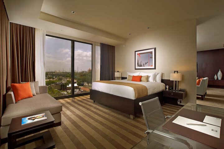 EB Hotel Miami