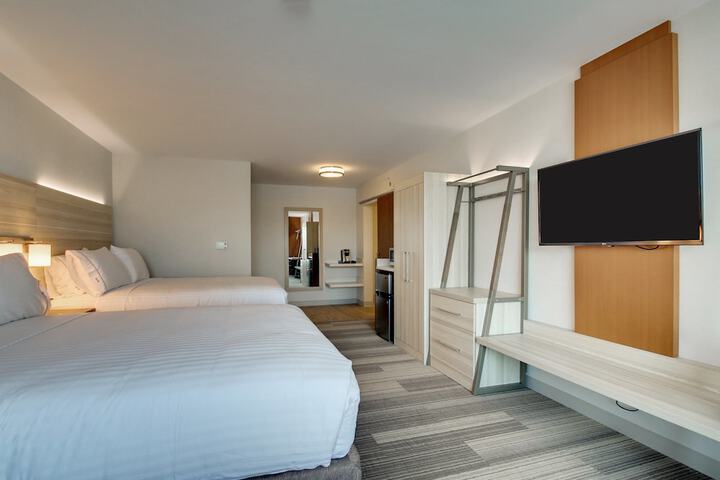 Room 44 of 70