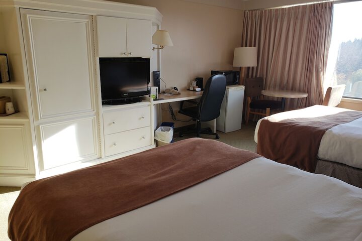Room 11 of 44