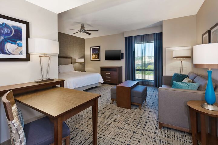 Room 32 of 54