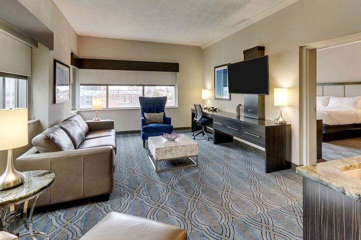 Room 11 of 30