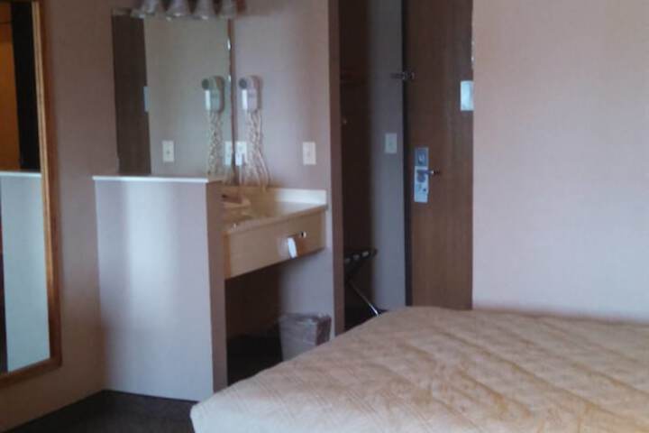Room 34 of 35