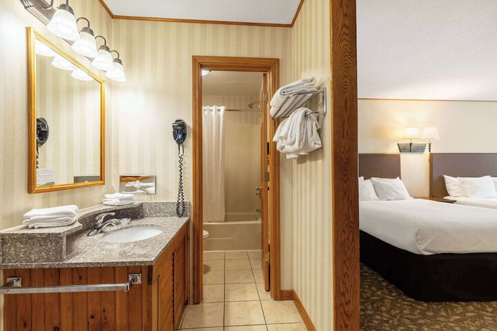 Best Western Adirondack Inn