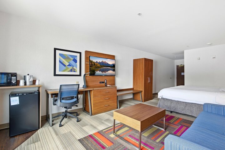 Holiday Inn Express & Suites Bethlehem Arpt-Allentown Area
