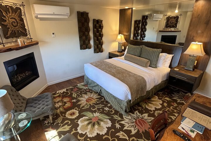 Room 141 of 285