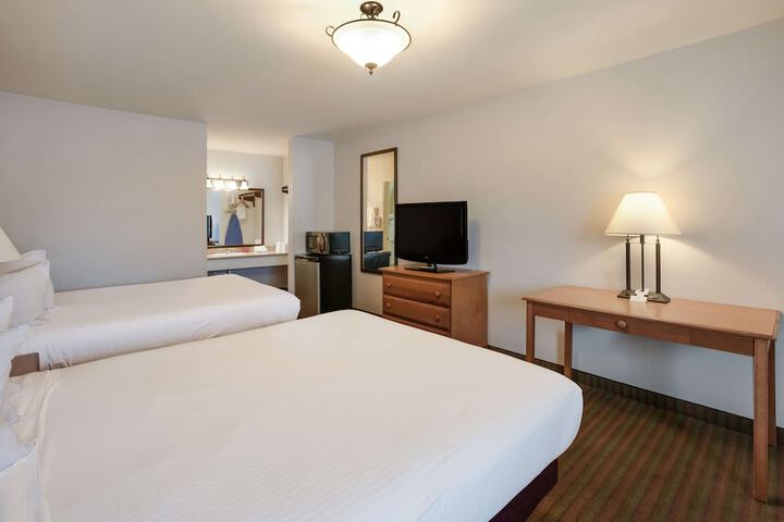 Room 20 of 29