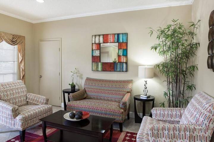 Room 21 of 30