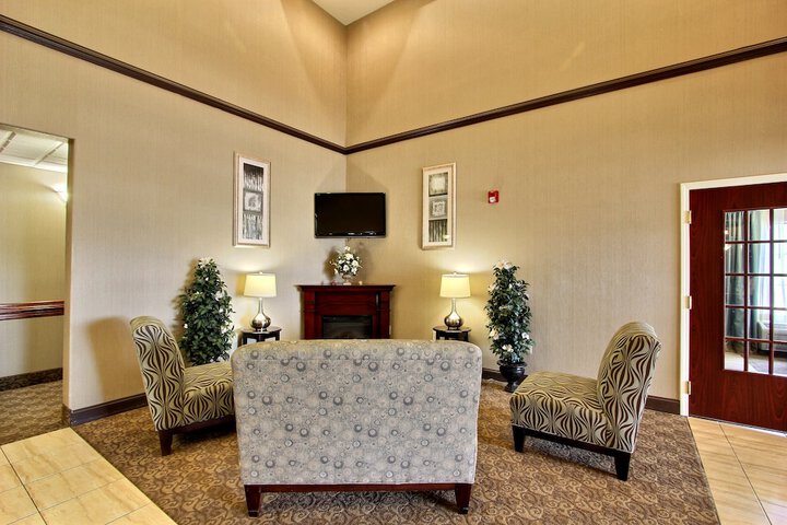 Magnolia Inn & Suites Savannah Airport