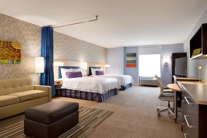Room 11 of 24