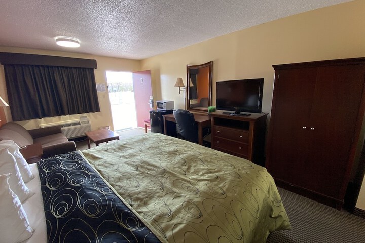 Room 31 of 35