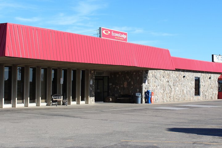 Econo Lodge Inn & Suites Brookings