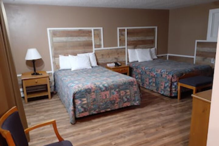 Town Line Motel