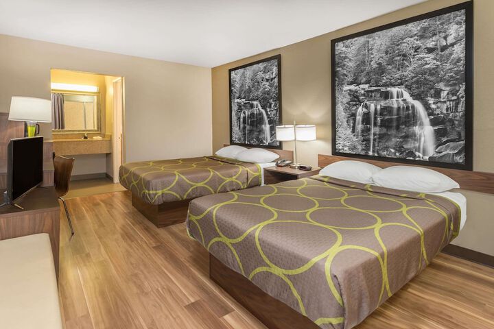 Room 17 of 21
