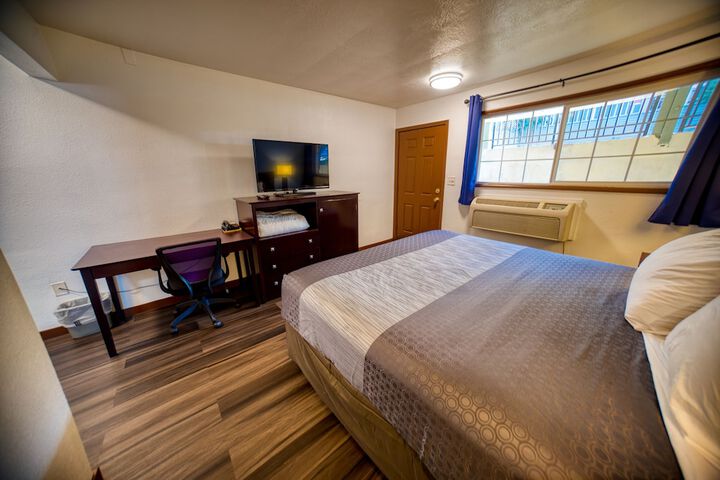Room 33 of 58